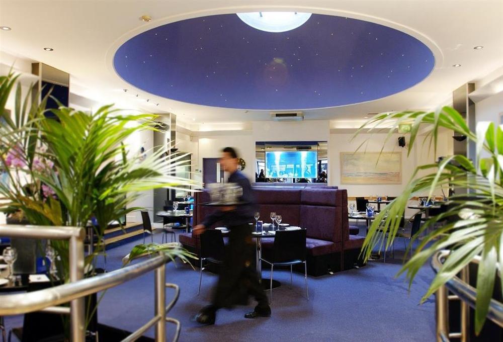 Castle Hotel Taunton Interior photo